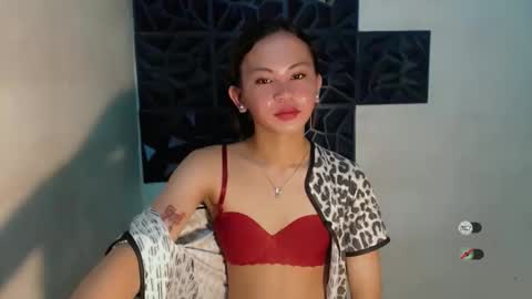 sofia_sweetheart18 online show from 10-15-25, 02:33