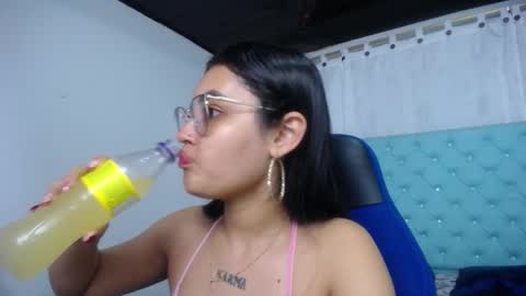 Sofia online show from 10-26-25, 12:33