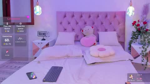 sofiabloomm online show from 05-22-26, 08:47