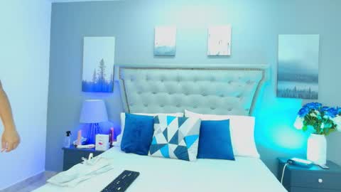   sofi online show from 11-22-25, 11:42