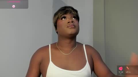 Snapshot of sofiabrouw chatting on 01-18-26, 12:53 Sofia online show from 01-18-26, 12:53