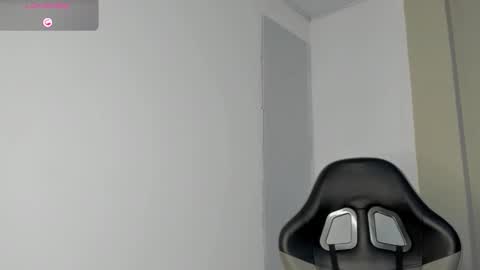 Snapshot of sofiabrouw chatting on 02-04-26, 01:17 Sofia online show from 02-04-26, 01:17