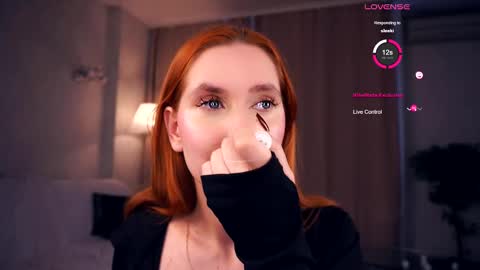 Hi My name is Sofia Welcome to my room Please thumbs up - its important online show from 02-19-25, 05:16