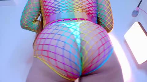 SOFIA DIAMOND  online show from 05-16-26, 08:29