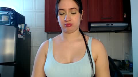 Snapshot of sofiaduque_26 chatting on 12-07-24, 01:07 sofiaduque_26 online show from 12-07-24, 01:07