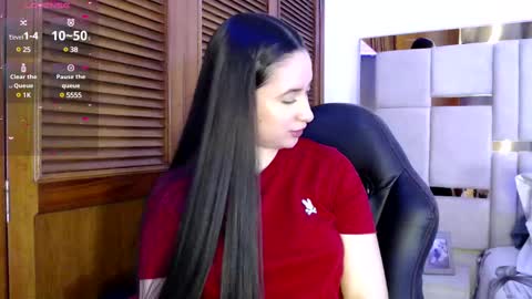 Snapshot of sofiaduque_26 chatting on 02-10-25, 02:48 sofiaduque_26 online show from 02-10-25, 02:48