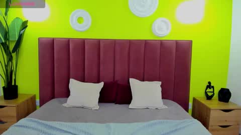 Sofia online show from 02-25-26, 01:59