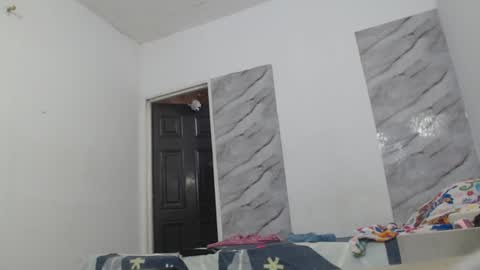 Snapshot of sofialove568 chatting on 06-29-26, 01:33 sofi online show from 06-29-26, 01:33