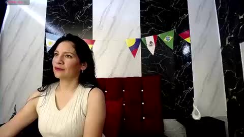 Snapshot of sofiamoreno_ chatting on 06-17-26, 05:14 Sofia online show from 06-17-26, 05:14