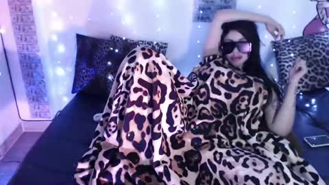 SOFIA NIX online show from 02-23-25, 05:18