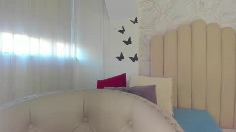 Sofia  online show from 01-13-25, 12:24