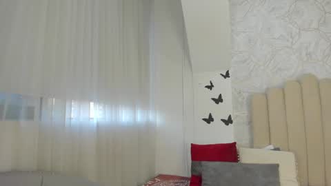 Sofia  online show from 01-19-25, 12:06