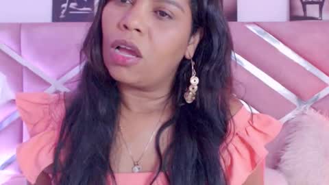 Snapshot of sofiarou chatting on 12-21-25, 12:51 Sofia online show from 12-21-25, 12:51