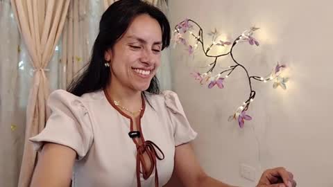 Sofi Bella online show from 05-19-26, 07:20