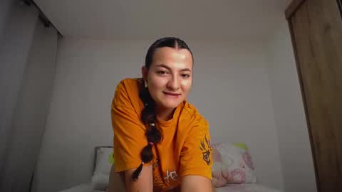 Snapshot of soficams chatting on 02-19-26, 11:56 Sofi Morgan online show from 02-19-26, 11:56