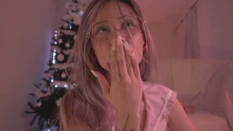 Snapshot of soficb chatting on 12-12-24, 02:37 Sofi online show from 12-12-24, 02:37