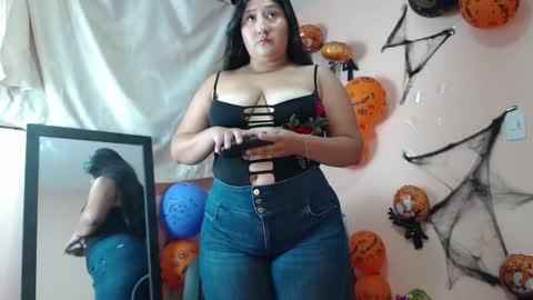 Snapshot of soficurvy19 chatting on 11-05-25, 07:25 sofi lara online show from 11-05-25, 07:25