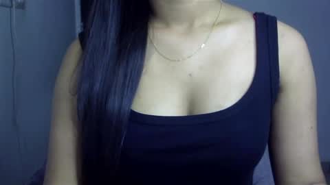 Snapshot of sofie_diva chatting on 12-13-24, 06:38 divya online show from 12-13-24, 06:38