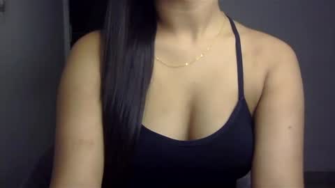 Snapshot of sofie_diva chatting on 02-03-25, 05:46 divya online show from 02-03-25, 05:46