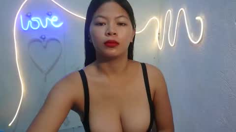 Snapshot of sofie_loorexx chatting on 03-02-26, 04:25 sofie_loorexx online show from 03-02-26, 04:25