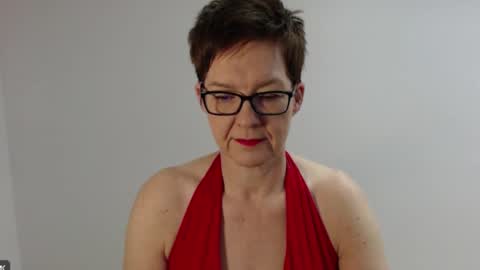 Snapshot of sofie_velvet chatting on 01-07-26, 06:05 Sofie Velvet online show from 01-07-26, 06:05