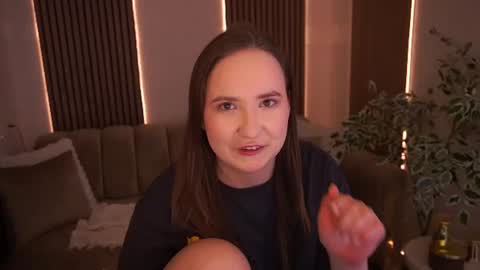 Sofie online show from 07-14-26, 10:48