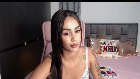 Snapshot of sofierosse_ chatting on 12-03-24, 03:30 Sofie Rosee online show from 12-03-24, 03:30