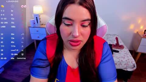     -  . -  .    online show from 10-31-25, 04:13