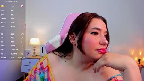     -  . -  .    online show from 11-19-25, 03:50