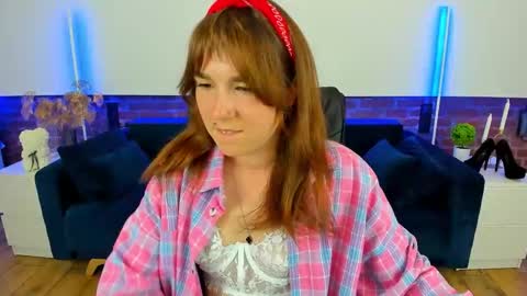 Snapshot of sofii_darling chatting on 09-14-25, 04:39 sofii_darling online show from 09-14-25, 04:39