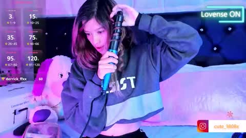 Snapshot of sofiia_cute_ chatting on 02-17-26, 12:18 sofiia cute online show from 02-17-26, 12:18