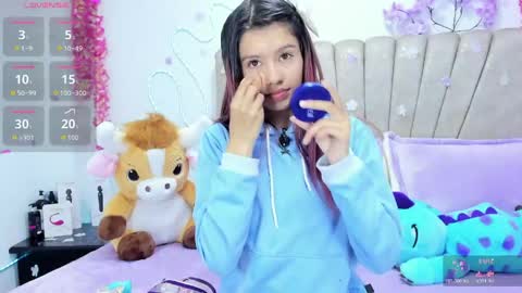 Snapshot of sofiia_cute__ chatting on 06-10-26, 03:18 sofiia online show from 06-10-26, 03:18