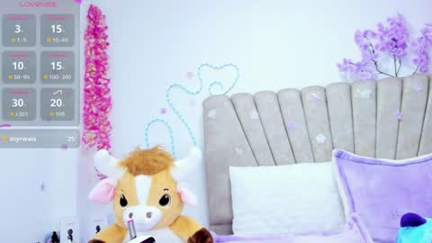 Snapshot of sofiia_cute__ chatting on 06-13-26, 04:21 sofiia online show from 06-13-26, 04:21