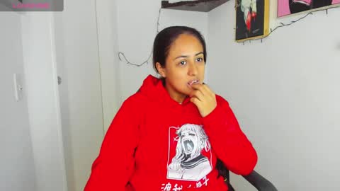 sofiia rodriguez online show from 01-16-25, 12:09