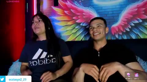 Snapshot of sofiiaa_gomez_ chatting on 06-15-26, 07:27 Sofi. G online show from 06-15-26, 07:27