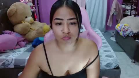 sofia Dreams online show from 05-13-26, 12:41