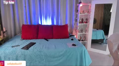 Snapshot of sofiibell_ chatting on 05-09-26, 12:27 Sofiibell online show from 05-09-26, 12:27
