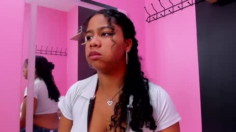 sofiifox online show from 02-02-25, 05:59