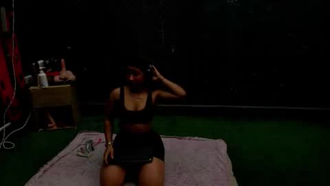      online show from 10-04-25, 11:19