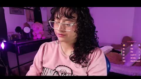 Snapshot of sofitabares_ chatting on 12-01-25, 06:35 Demi Sofia online show from 12-01-25, 06:35