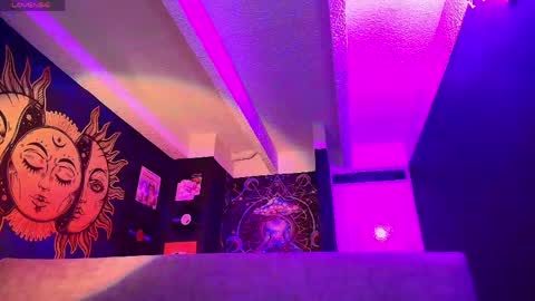 Snapshot of sofnicol_ chatting on 05-11-26, 01:00 Nicol online show from 05-11-26, 01:00
