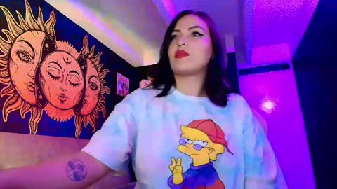 Snapshot of sofnicol_ chatting on 05-13-26, 11:22 Nicol online show from 05-13-26, 11:22