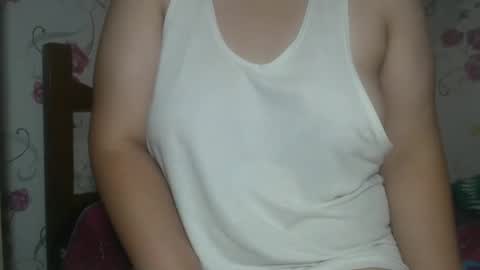 Snapshot of soft_angie chatting on 11-17-25, 11:38 Angie online show from 11-17-25, 11:38
