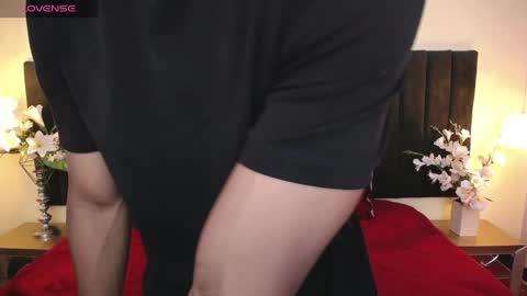 Cam and Amy online show from 04-15-26, 07:43