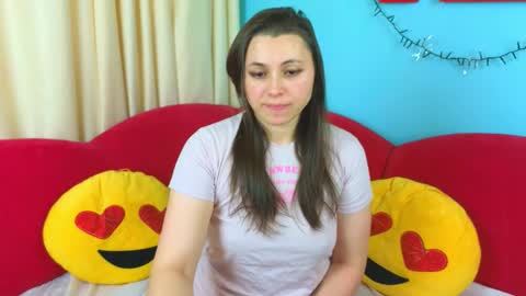 Snapshot of soft_lilly chatting on 02-26-26, 06:01 Lilly online show from 02-26-26, 06:01