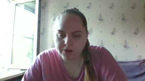 Snapshot of softhypnose chatting on 06-05-26, 10:43 softhypnose online show from 06-05-26, 10:43