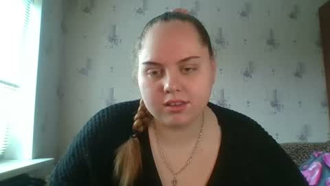 Snapshot of softhypnose chatting on 06-17-26, 08:17 softhypnose online show from 06-17-26, 08:17