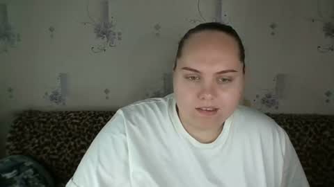 Snapshot of softhypnose chatting on 08-03-26, 09:04 softhypnose online show from 08-03-26, 09:04