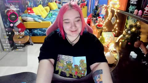 Snapshot of softie_sofy chatting on 01-04-25, 03:50 Sofie online show from 01-04-25, 03:50