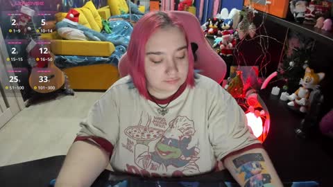 Snapshot of softie_sofy chatting on 01-10-25, 01:32 Sofie online show from 01-10-25, 01:32
